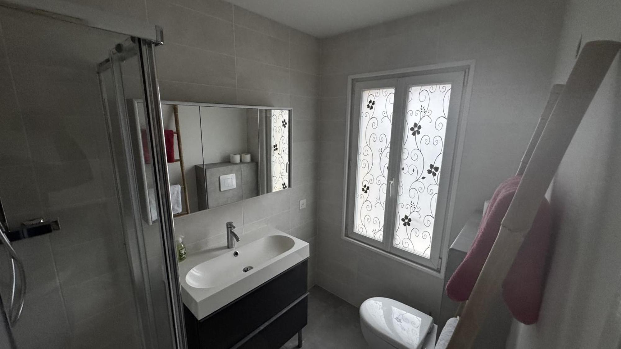 Apartment Villeurbanne Room photo